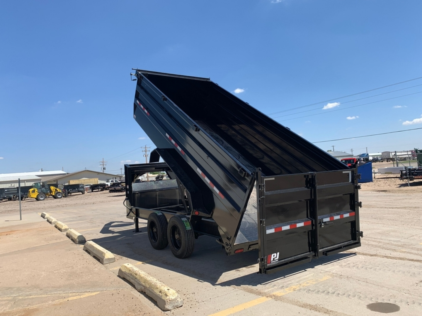 New 2026 PJ TRAILERS 16' X 83" X 48" Sides With 2 10000LB Torsion Axles Dump Trailer