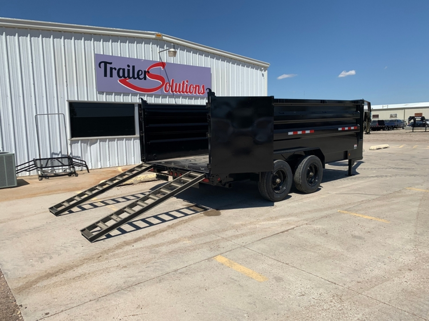 New 2026 PJ TRAILERS 16' X 83" X 48" Sides With 2 10000LB Torsion Axles Dump Trailer