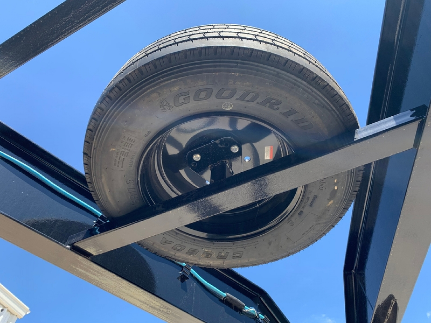 New 2026 PJ TRAILERS 16' X 83" X 48" Sides With 2 10000LB Torsion Axles Dump Trailer