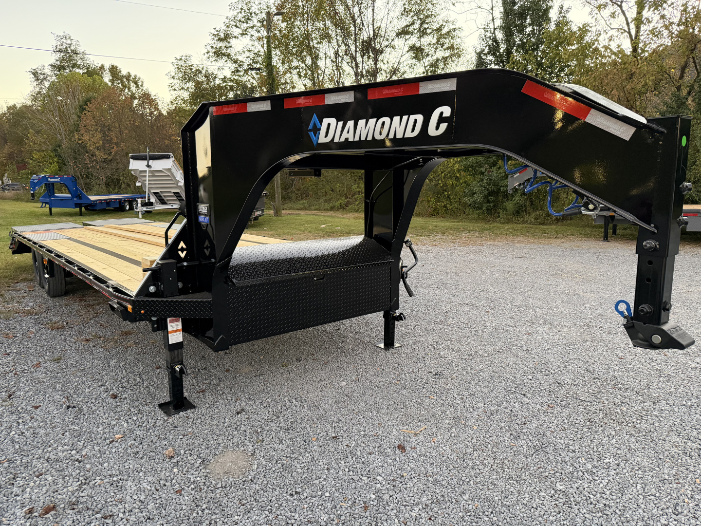 New 2026 Diamond C FMAX 207 GOOSENECK TRAILER 23+5 MAX RAMPS 14 PLY TIRES