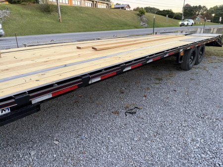 New 2026 Diamond C FMAX 207 GOOSENECK TRAILER 23+5 MAX RAMPS 14 PLY TIRES