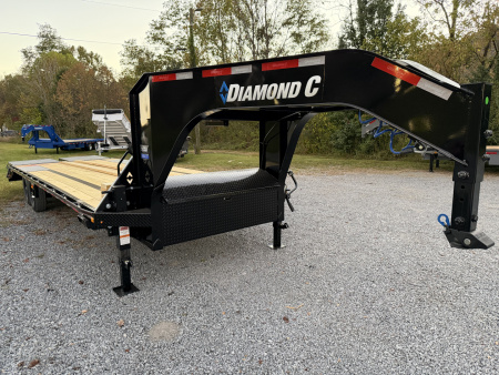 New 2026 Diamond C FMAX 207 GOOSENECK TRAILER 23+5 MAX RAMPS 14 PLY TIRES