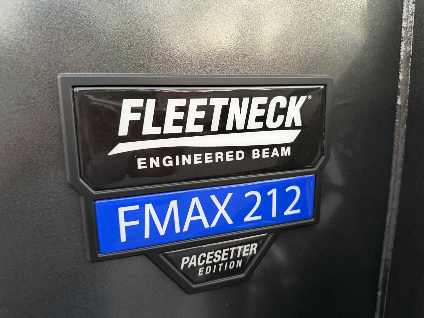 New 2026 Diamond C FMAX212 GOOSENECK Trailer PACESETTER EDITION HYDRO DOVE & JACKS DISC BRAKES ALUMINUM OUTER RIMS