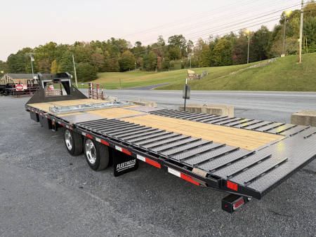 New 2026 Diamond C FMAX212 GOOSENECK Trailer PACESETTER EDITION HYDRO DOVE & JACKS DISC BRAKES ALUMINUM OUTER RIMS