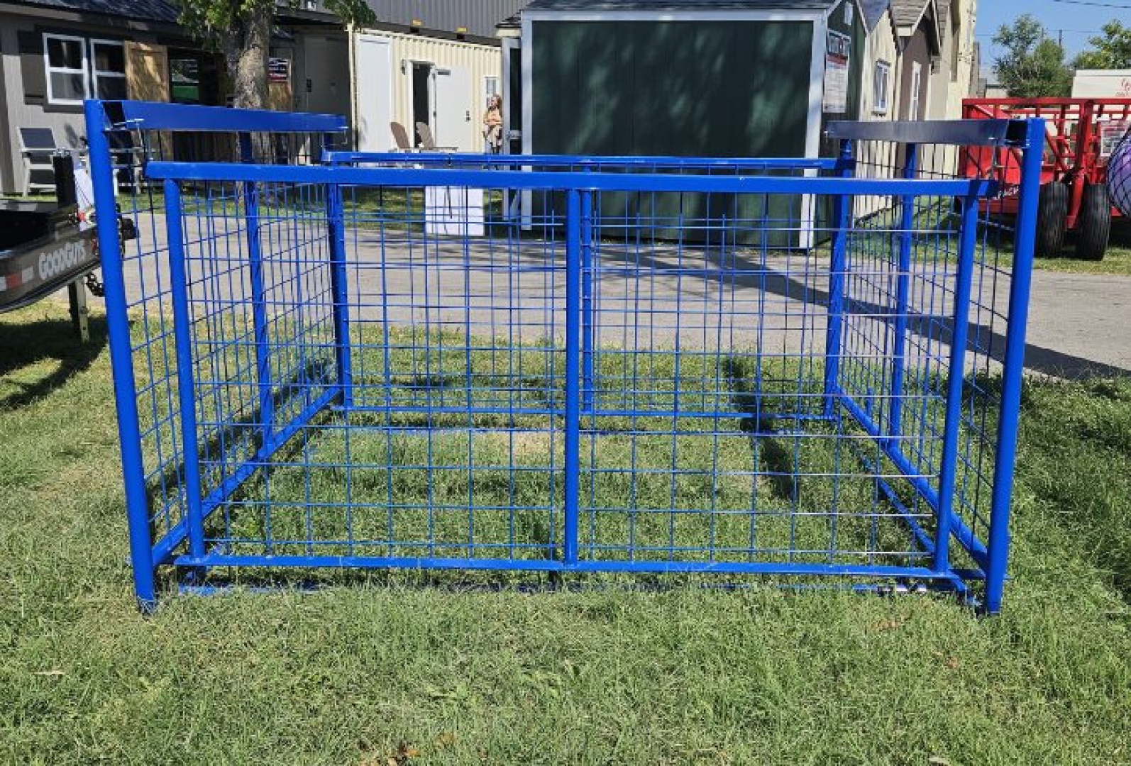 New 2025 Collapsible Round Bale Feeder Farm / Ranch