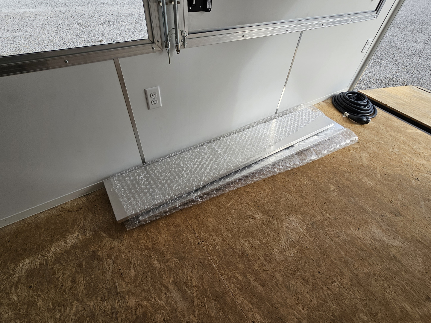 New 2026 Cargo Express XL SE 7 x 16 Ramp Door VENDING Cargo / Enclosed Trailer