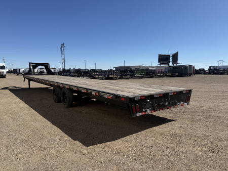 Used 2024 Trail Maxx 102"x40' GN Low-Pro Flatbed w/ Singles