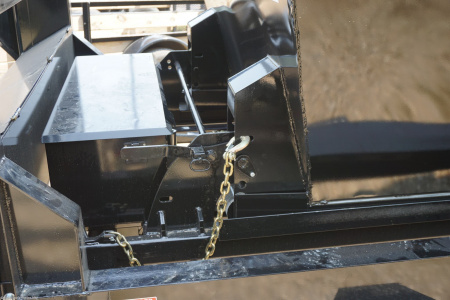 Used 2025 Iron Bull DBG8316082_10000 Dump Trailer