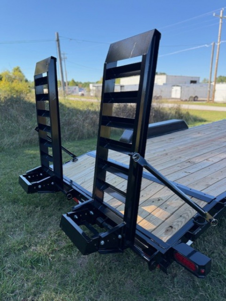 New 2025 Sure-Trac 7X20 (18+2) Equipment Trailer 14K