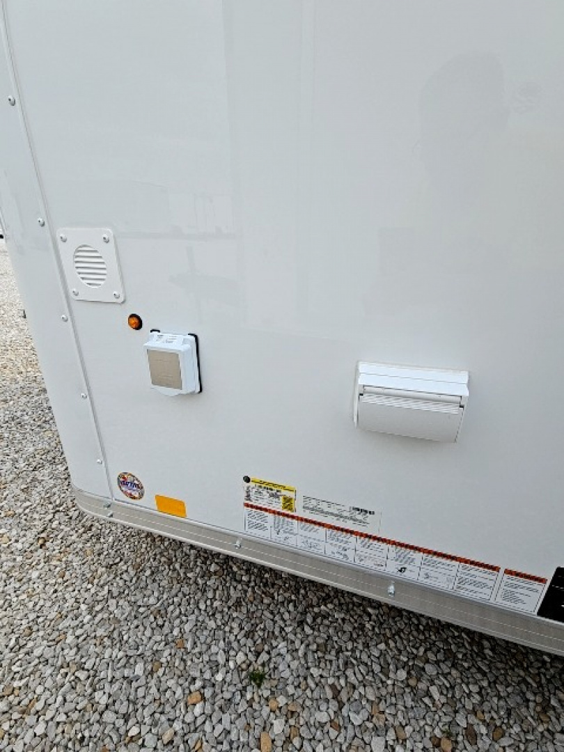 New 2026 Cargo Express XL SE 7 x 12 7K FIBER OPTIC SPLICING Bullnose Cargo / Enclosed Trailer