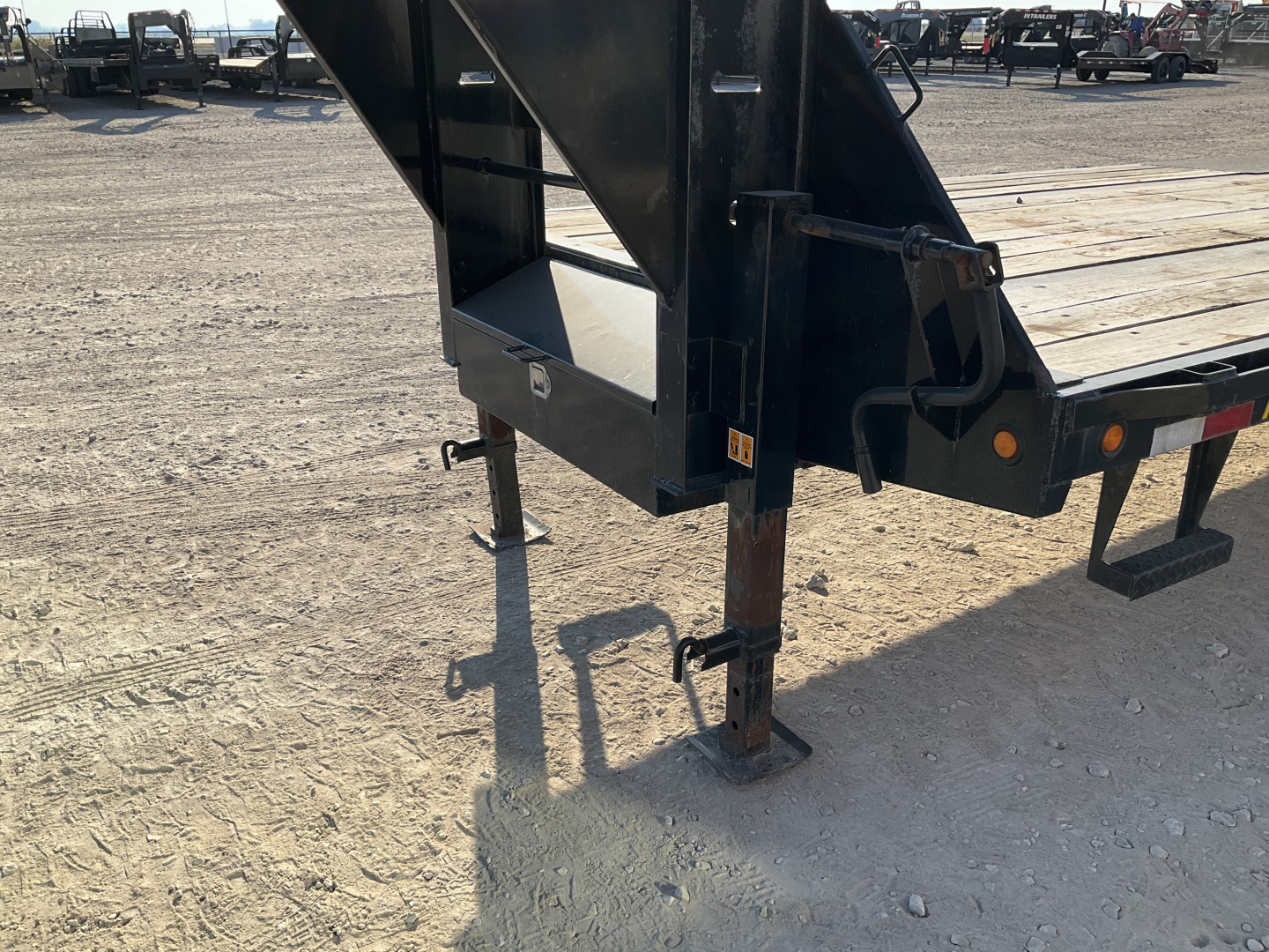 Used 2022 PJ 102"x25' GN Flatbed Trailer- 22GN