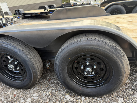 New 2025 Diamond C Trailers GTF235 20X83 Car Hauler