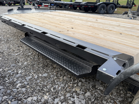 New 2025 Diamond C Trailers GTF235 20X83 Car Hauler