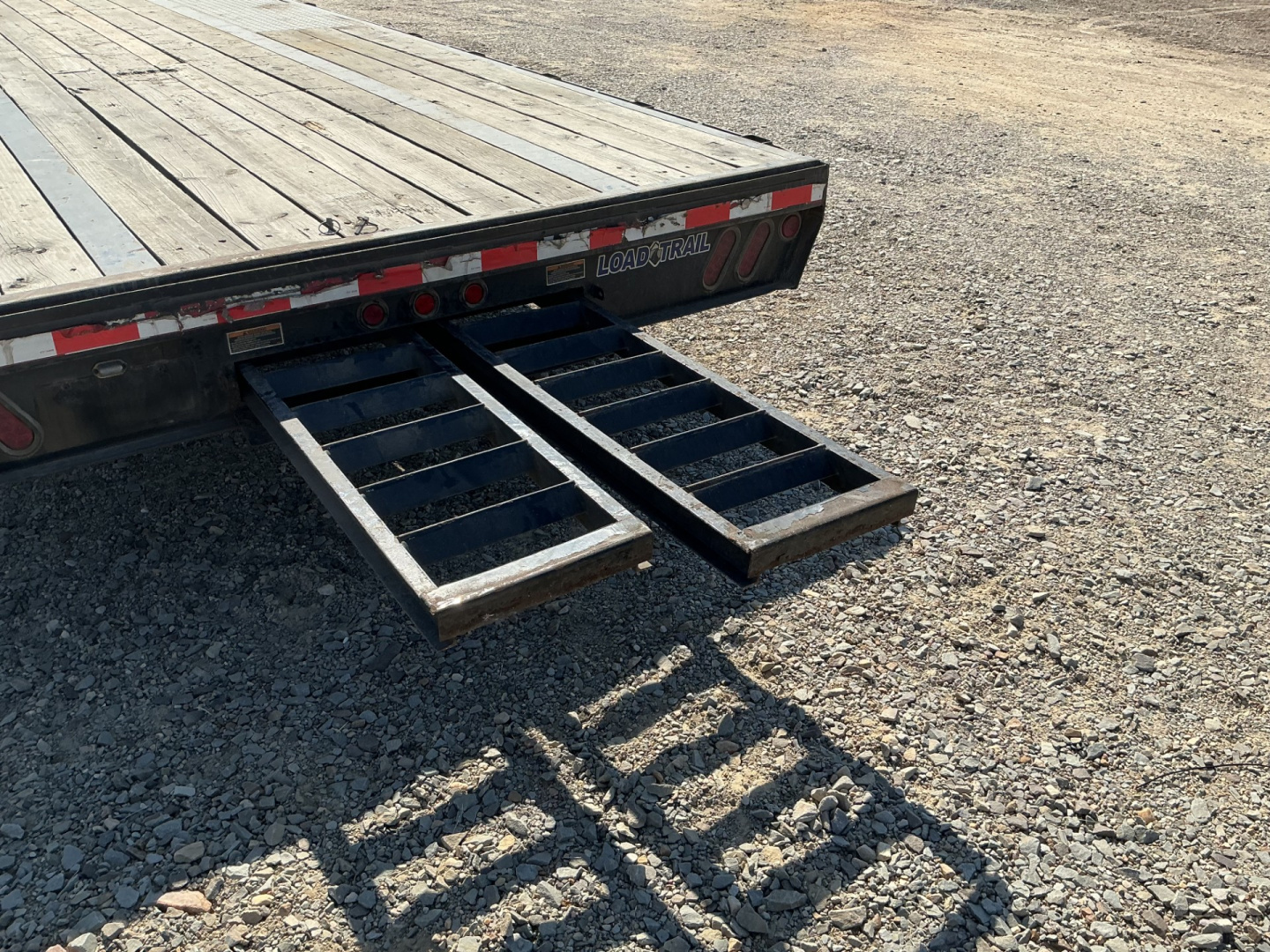 Used 2022 Load Trail 102"x40' GN Flatbed