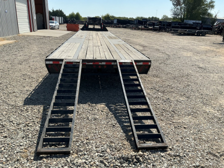 Used 2022 Load Trail 102"x40' GN Flatbed
