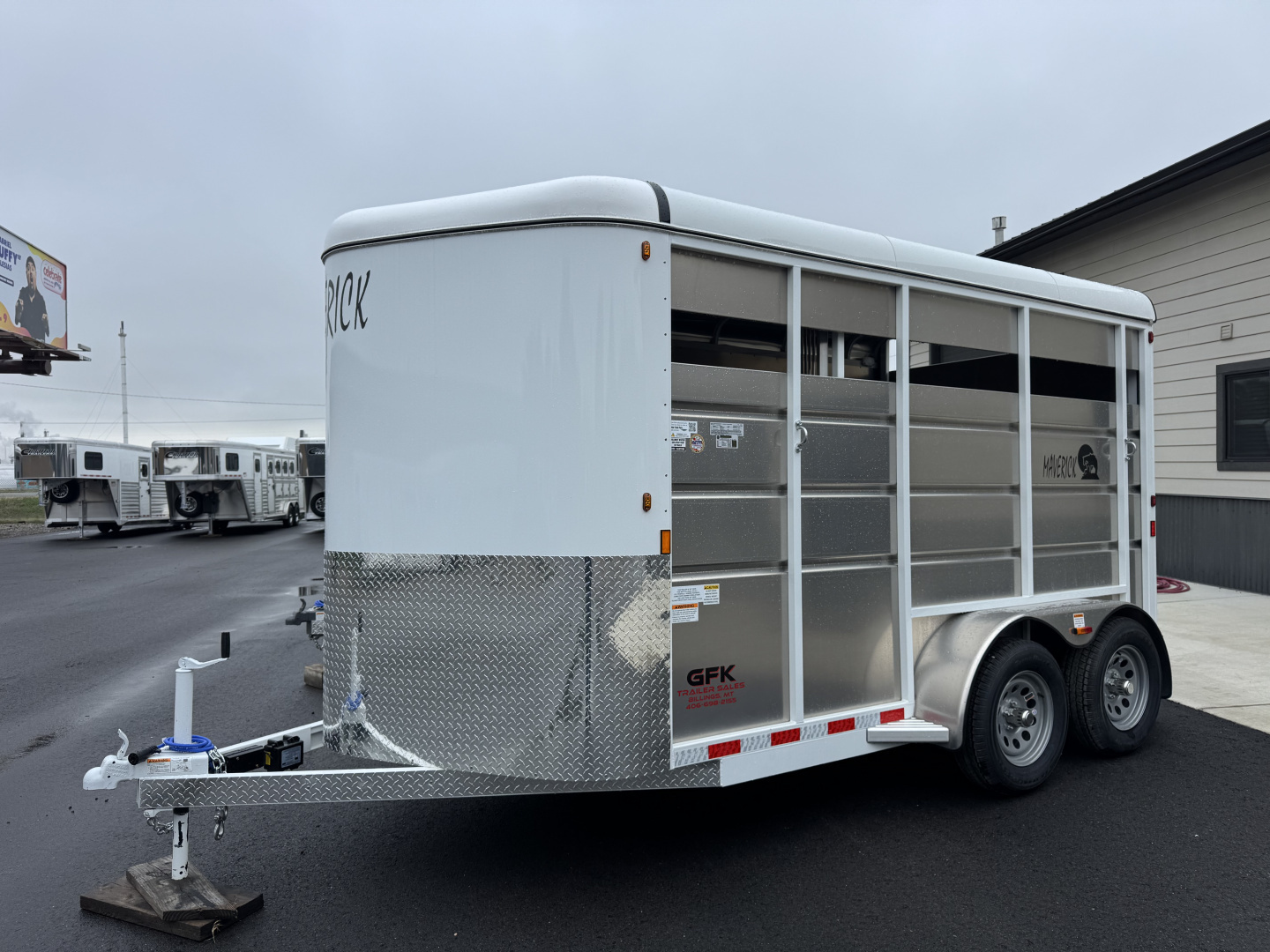 New 2026 Maverick 2 Horse High Side Bumper Pull