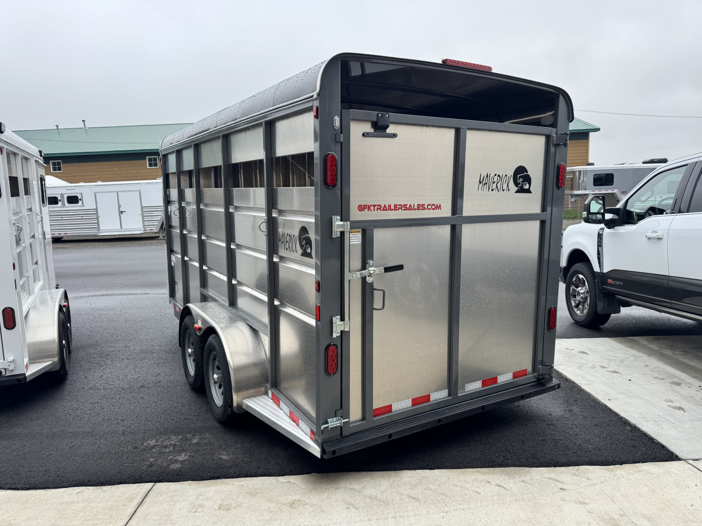 New 2026 Maverick 3 Horse High Side Bumper Pull