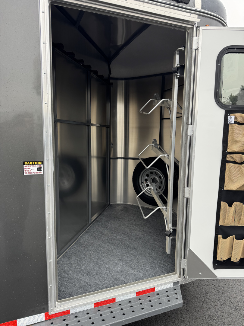 New 2026 Maverick 3 Horse High Side Bumper Pull