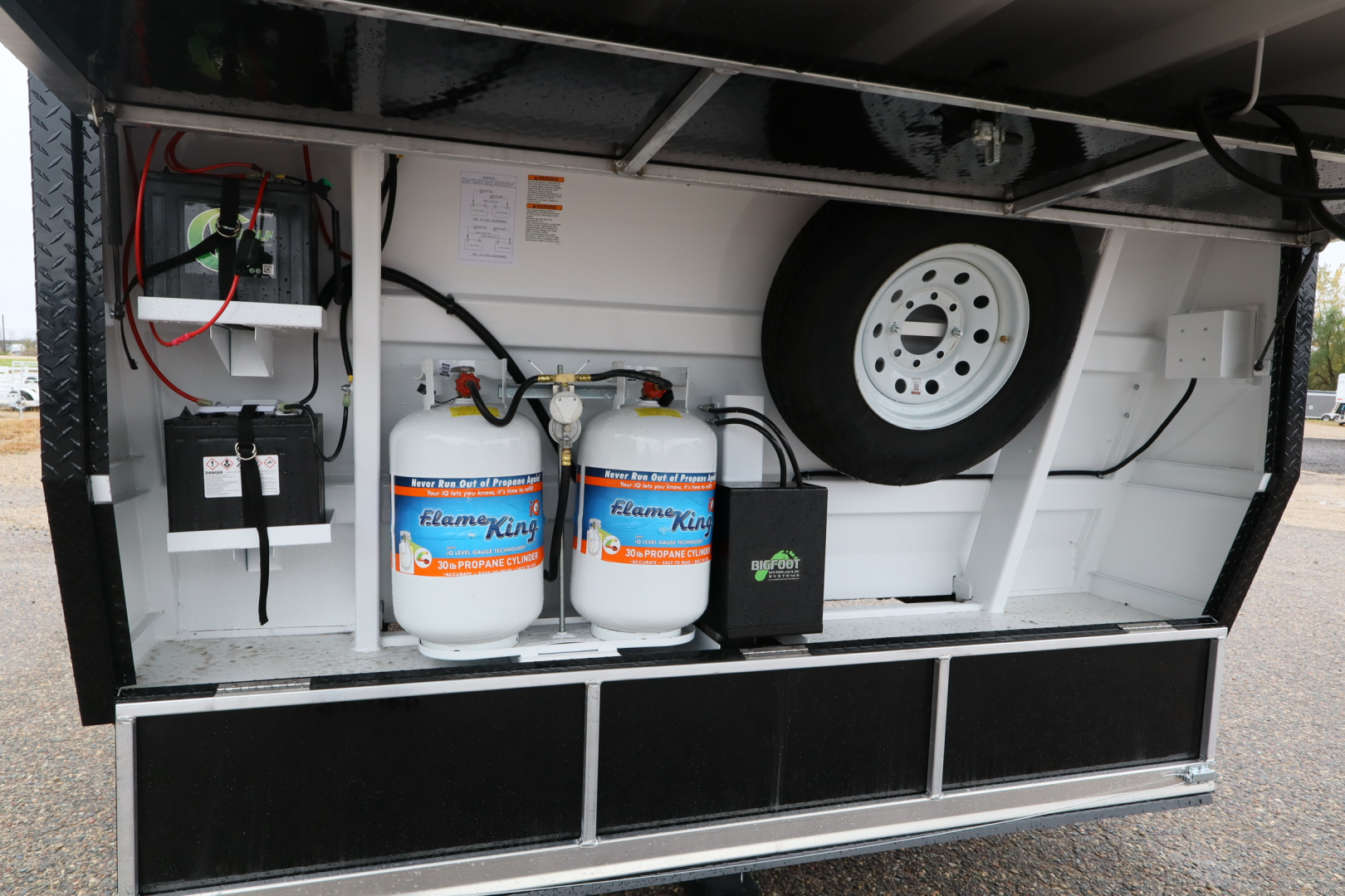 New 2026 Trails West RPM 28' Gooseneck Snowmobile Trailer