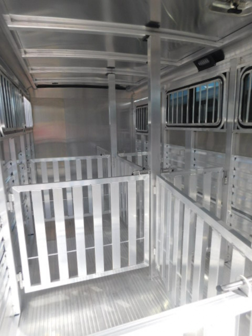 New 2026 Exiss Trailers 615W 6 Pen Mini Combo Stock Combo Trailer