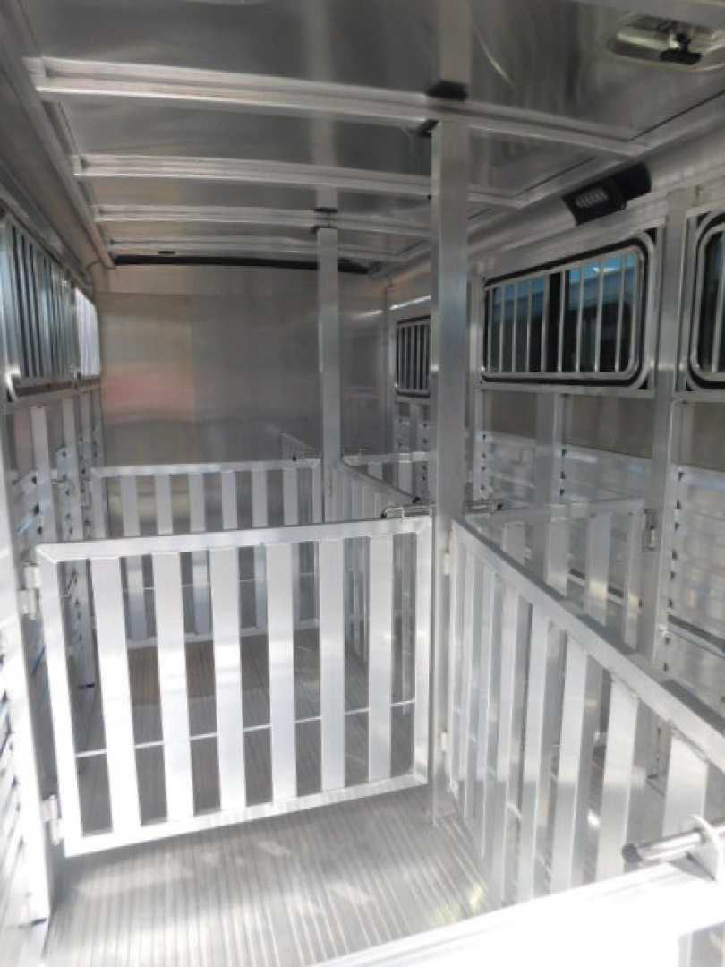 New 2026 Exiss Trailers 615W 6 Pen Mini Combo Stock Combo Trailer