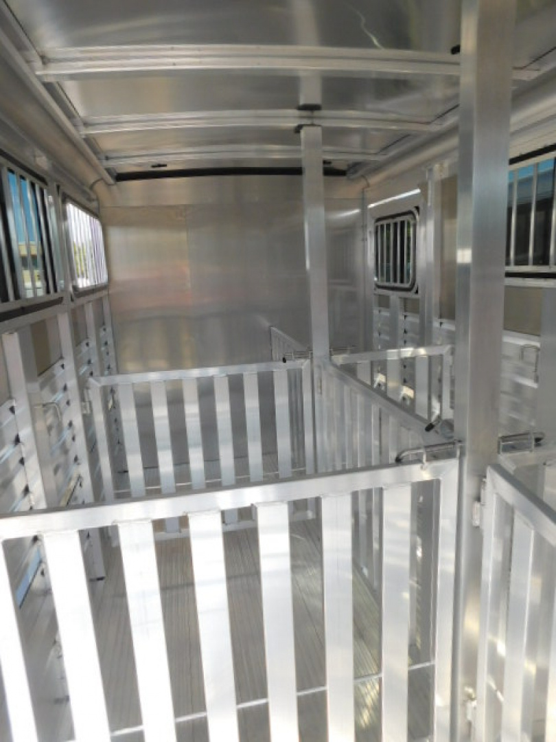 New 2026 Exiss Trailers 615W 6 Pen Mini Combo Stock Combo Trailer