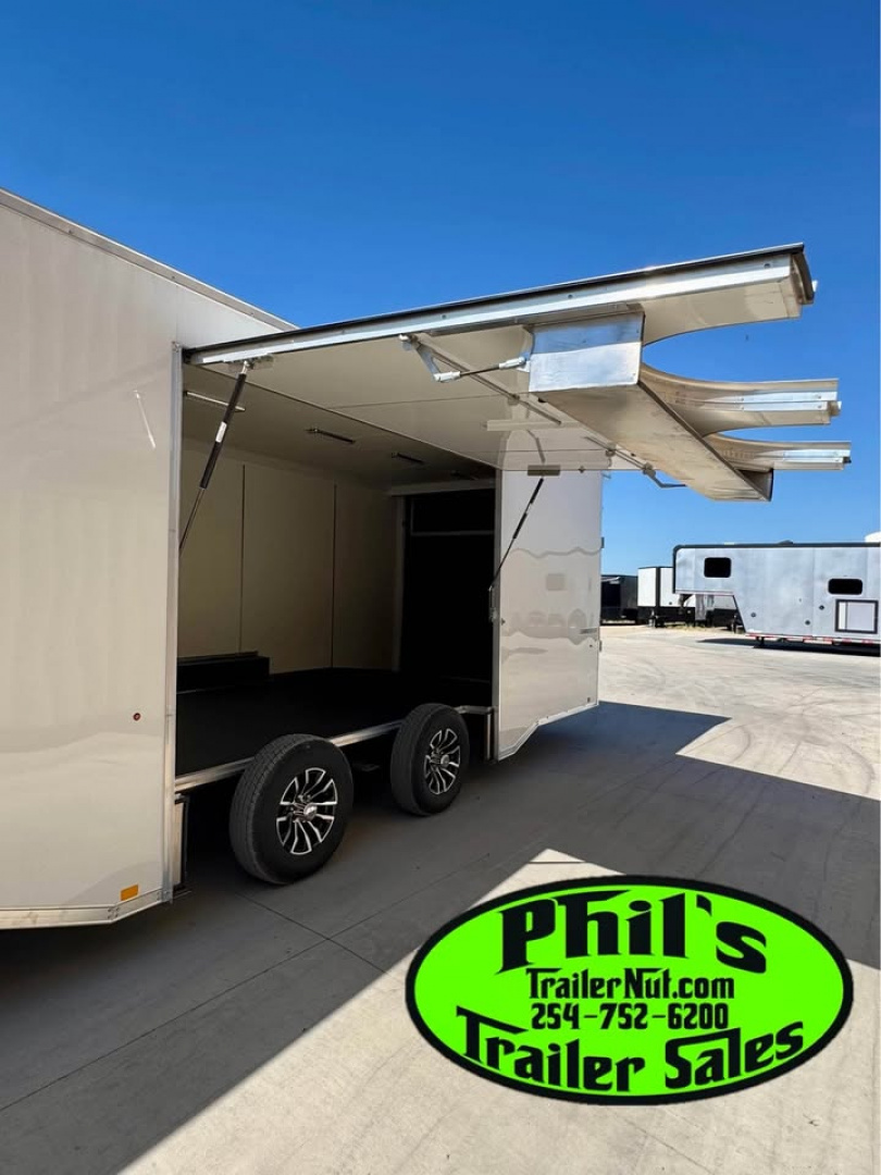 New Pace American 8.5X28 ENCLOSED CAR HAULER WITH FULL ESCAPE DOOR & REMOVABLE FENDER! Car / Racing Trailer