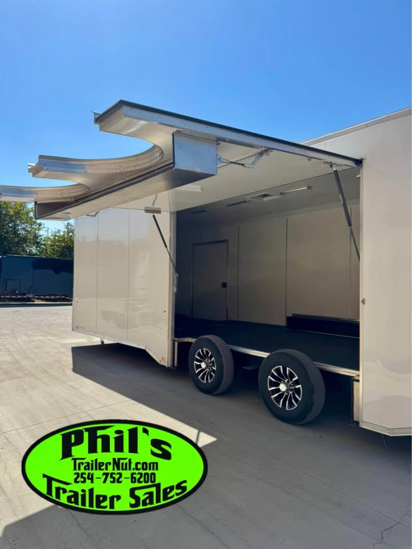 New Pace American 8.5X28 ENCLOSED CAR HAULER WITH FULL ESCAPE DOOR & REMOVABLE FENDER! Car / Racing Trailer