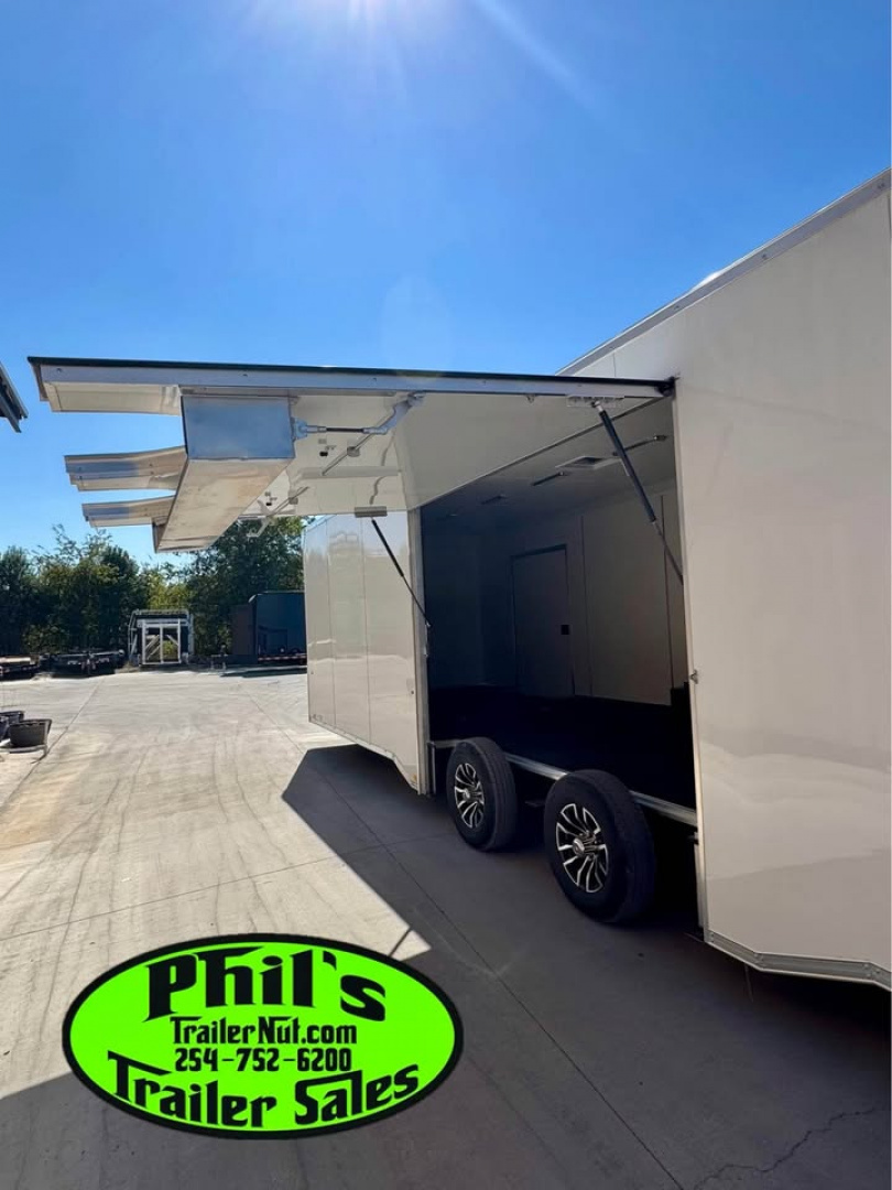 New Pace American 8.5X28 ENCLOSED CAR HAULER WITH FULL ESCAPE DOOR & REMOVABLE FENDER! Car / Racing Trailer