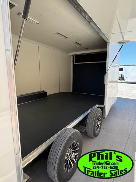 New Pace American 8.5X28 ENCLOSED CAR HAULER WITH FULL ESCAPE DOOR & REMOVABLE FENDER! Car / Racing Trailer