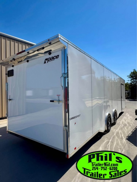 New Pace American 8.5X28 ENCLOSED CAR HAULER WITH FULL ESCAPE DOOR & REMOVABLE FENDER! Car / Racing Trailer