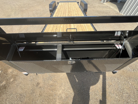 New 2026 PJ 83"x24' Gooseneck Equipment Tilt Trailer – T6