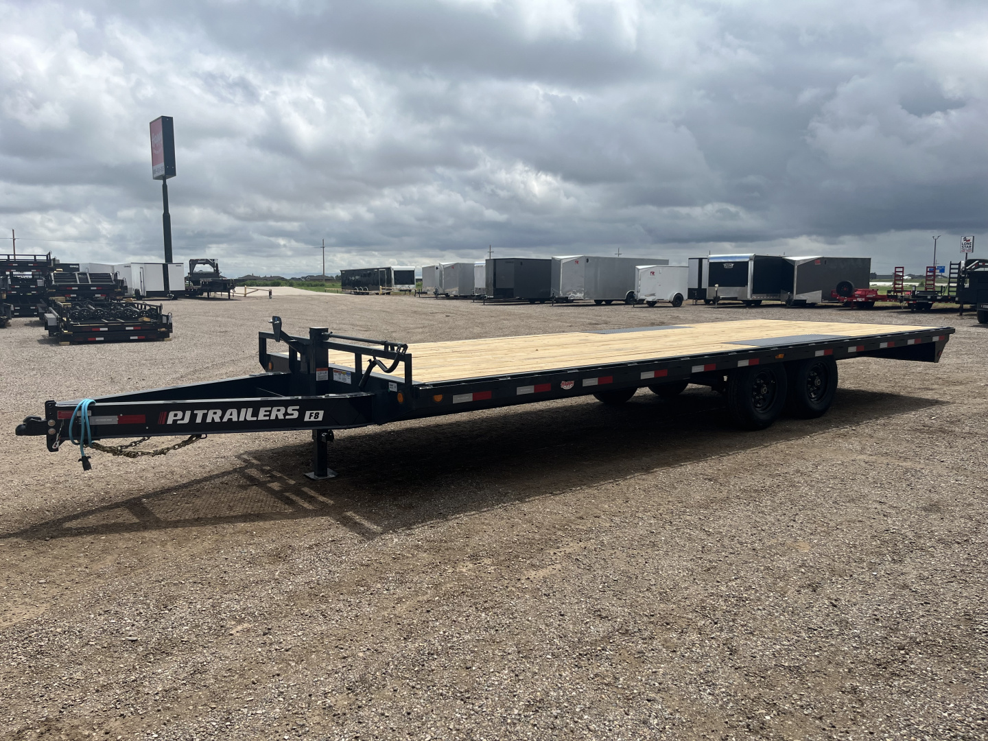 New 2026 PJ 102"x24' BP 8" I-Beam Deckover Trailer – F8