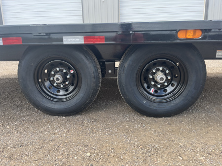 New 2026 PJ 102"x24' BP 8" I-Beam Deckover Trailer – F8