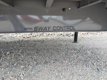 New 2026 32' Diamond C FMAX210 Hyd Dove Gooseneck Trailer