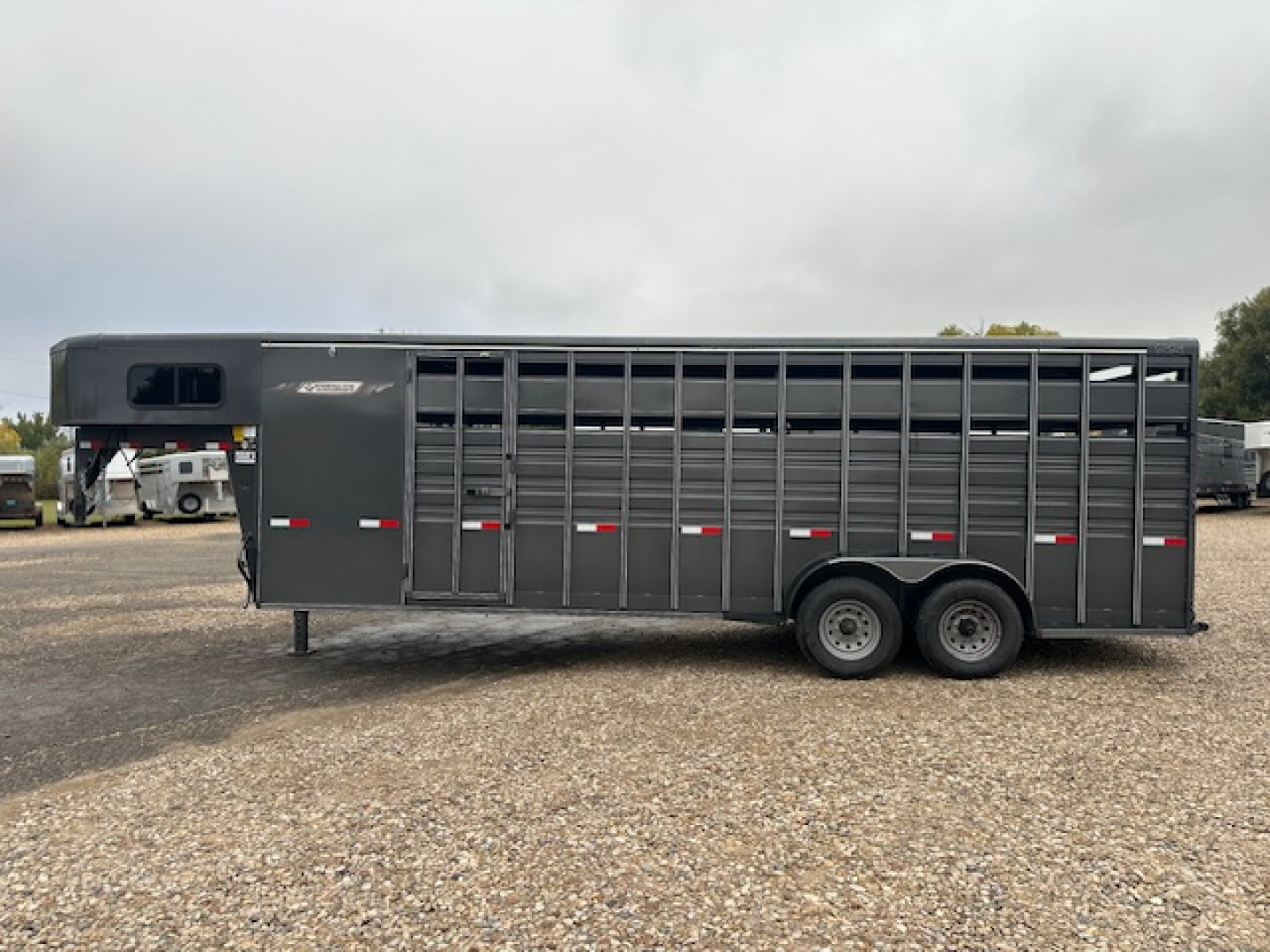New 2025 Titan Trailer 24' Combo