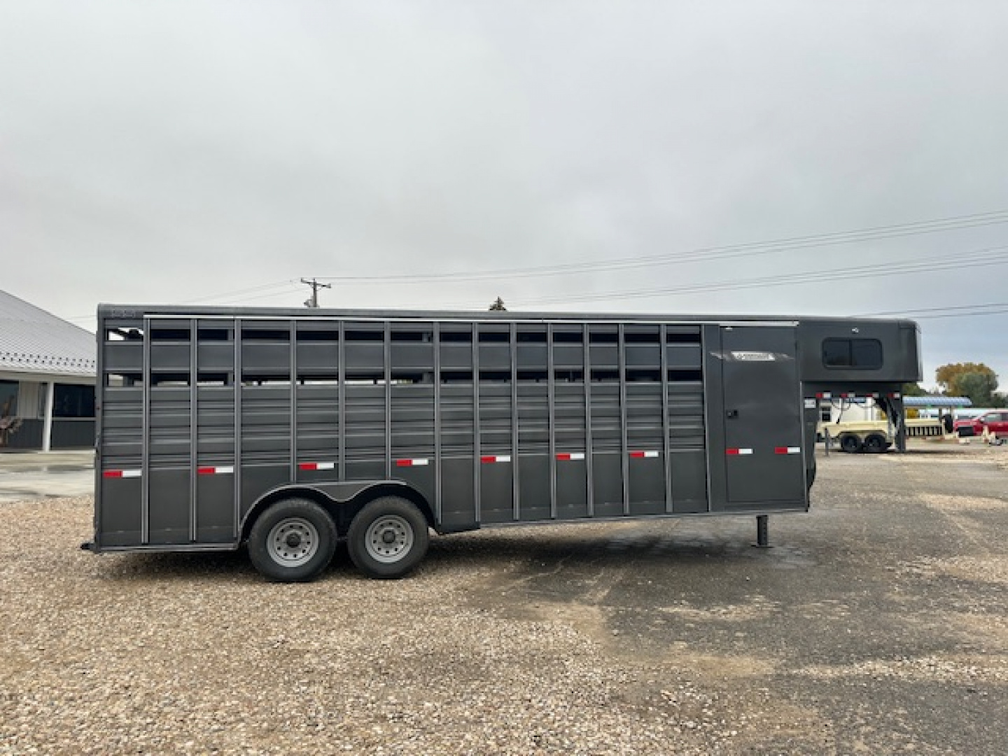 New 2025 Titan Trailer 24' Combo