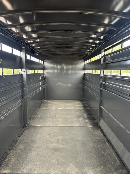 New 2025 Titan Trailer 24' Combo