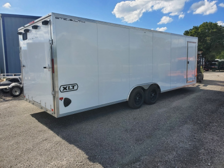 New 2026 ALCOM 8.5X24 TANDEM AXLE 9990 LB GVWR ALUMINUM ENCLOSED Car / Racing Trailer WITH AWESOME 8FT WIDE ESCAPE DOOR, REMOVEABLE INNER FENDER WELL, 6'9" INTERIOR HEIGHT, V NOSE, REAR RAMP DOOR, 1 PIECE ALUMINUM ROOF