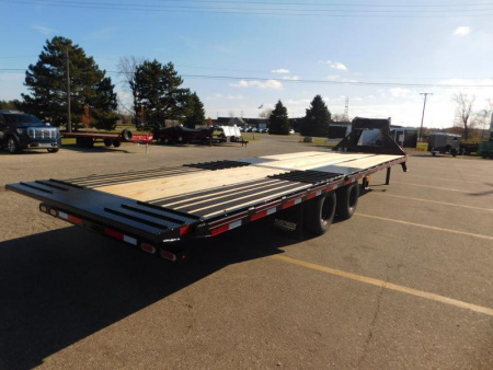 New 2025 Diamond C Trailers FMAX212 32x102 HDT Equipment Trailer