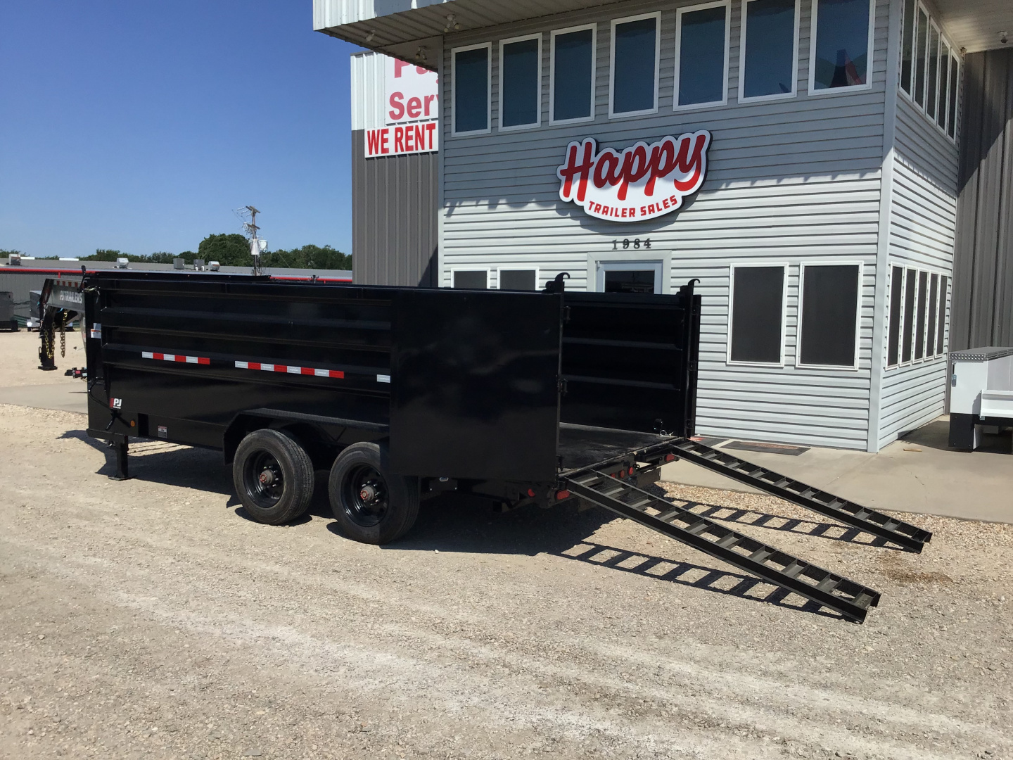 New 2026 PJ 82"x16' GN Tandem Axle HD Low Pro Dump w/ 48" Sides – DE