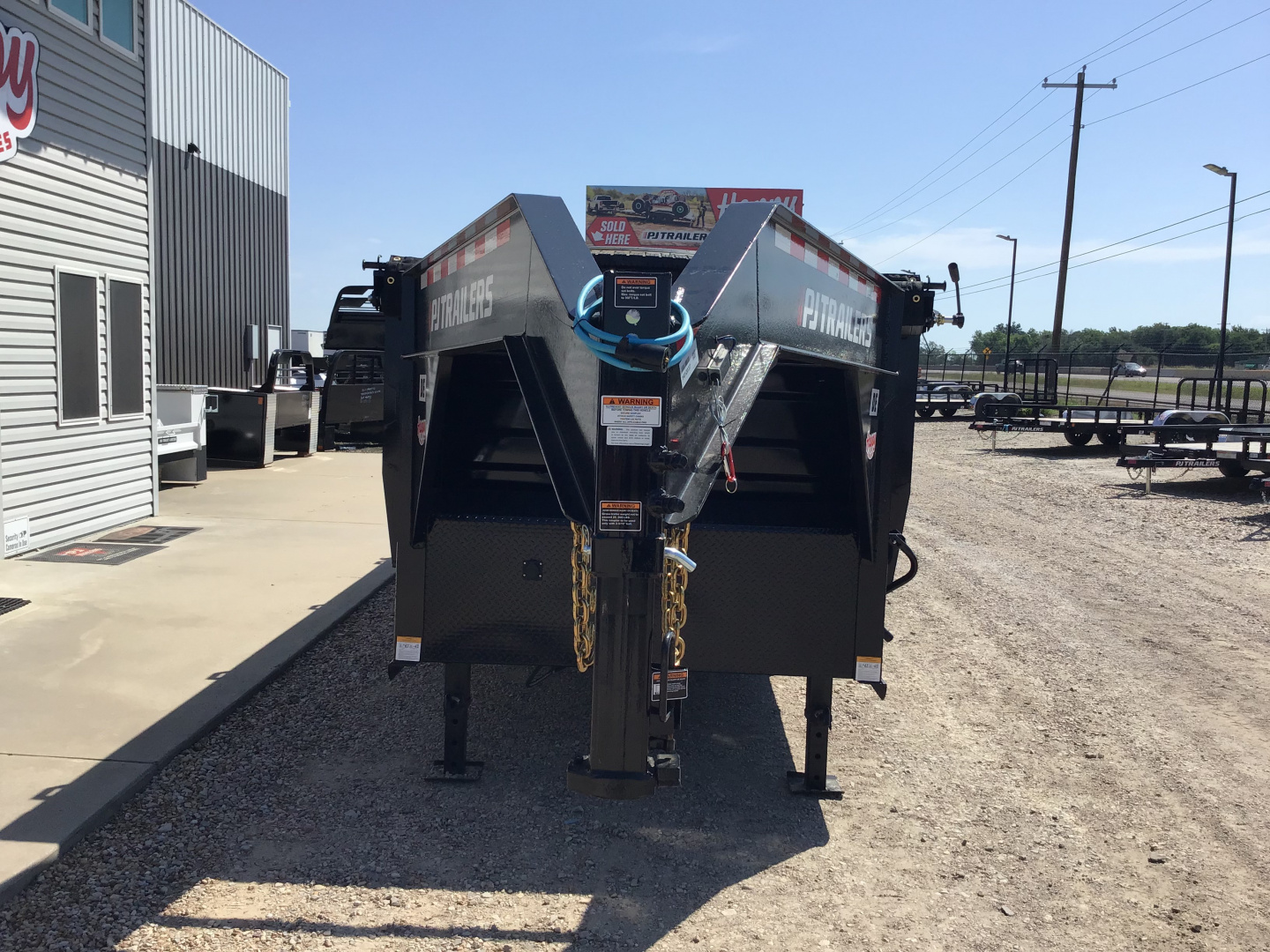 New 2026 PJ 82"x16' GN Tandem Axle HD Low Pro Dump w/ 48" Sides – DE