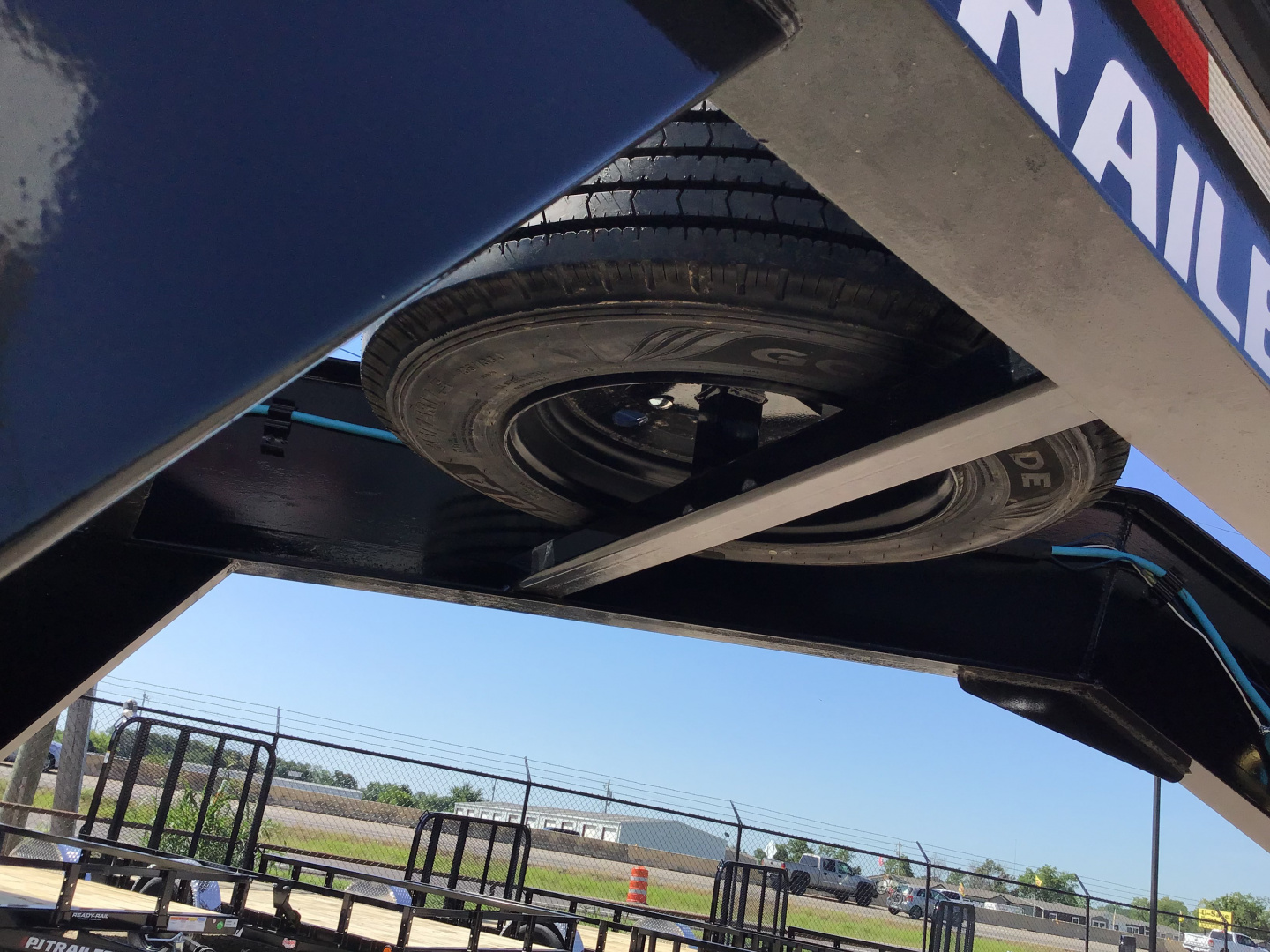 New 2026 PJ 82"x16' GN Tandem Axle HD Low Pro Dump w/ 48" Sides – DE