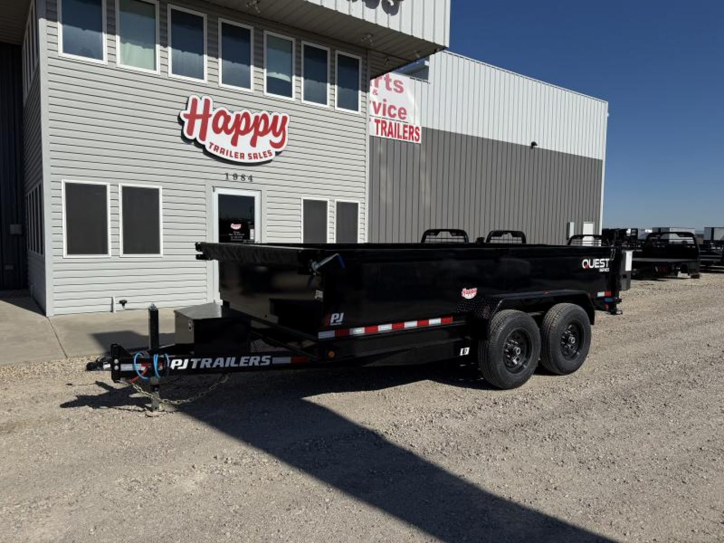 New 2026 PJ 83"x14' BP Tandem Axle Dump w/ 24" Sides – D7