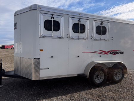 New 2026 Logan Coach 3H BP CROSSFIRE Horse Trailer