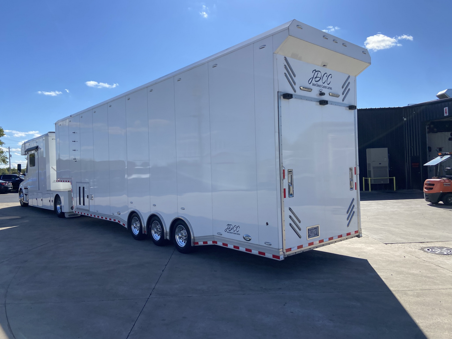 Used JDCC 2022 12FT Toter Home & 40FT 3 Car stacker
