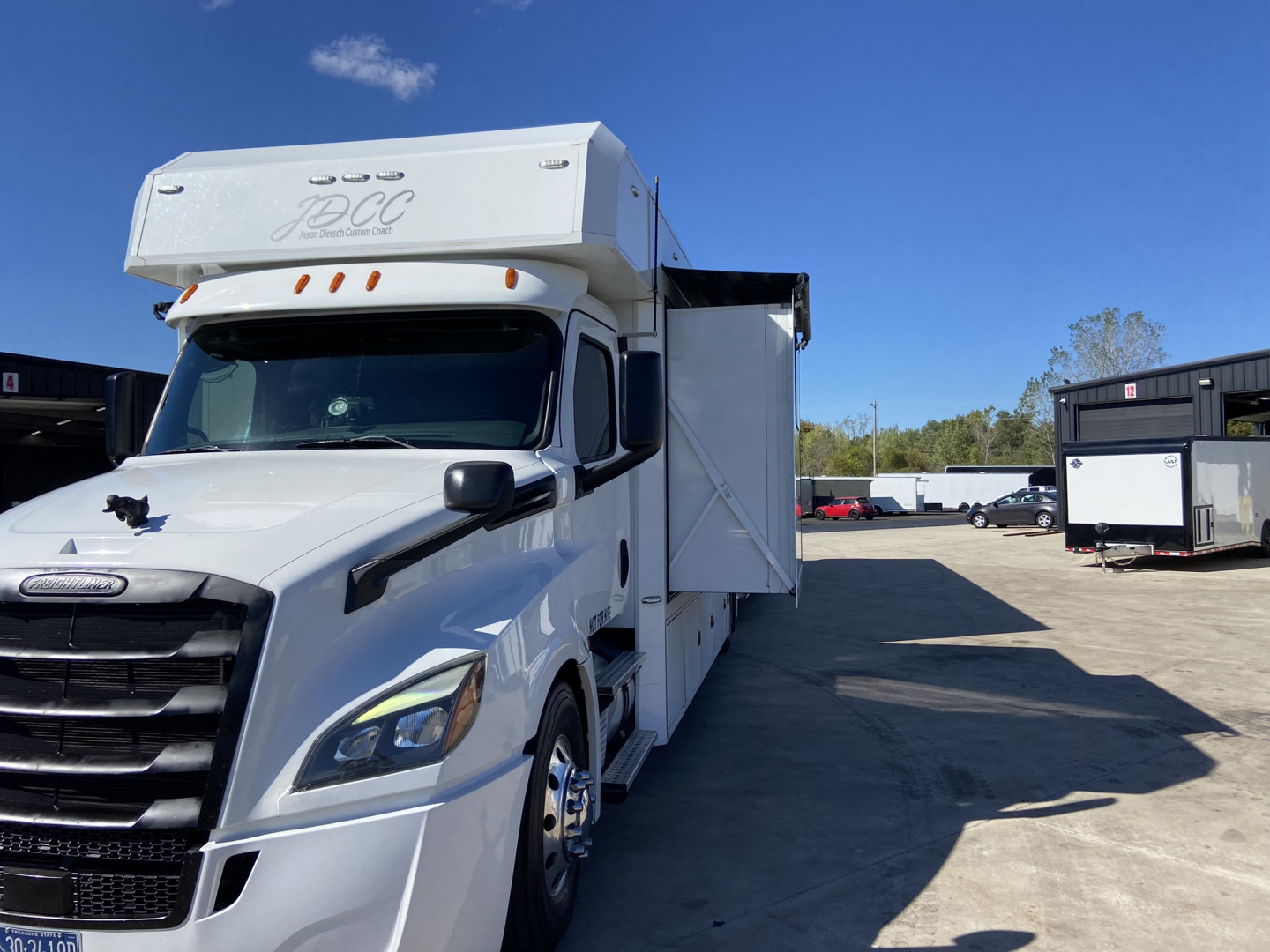 Used JDCC 2022 12FT Toter Home & 40FT 3 Car stacker
