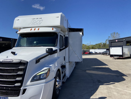 Used JDCC 2022 12FT Toter Home & 40FT 3 Car stacker