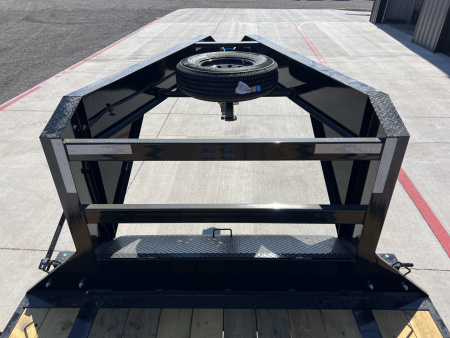 New 2026 PJ 102”x25’ Quest Gooseneck Flatbed w/ Singles – LQ