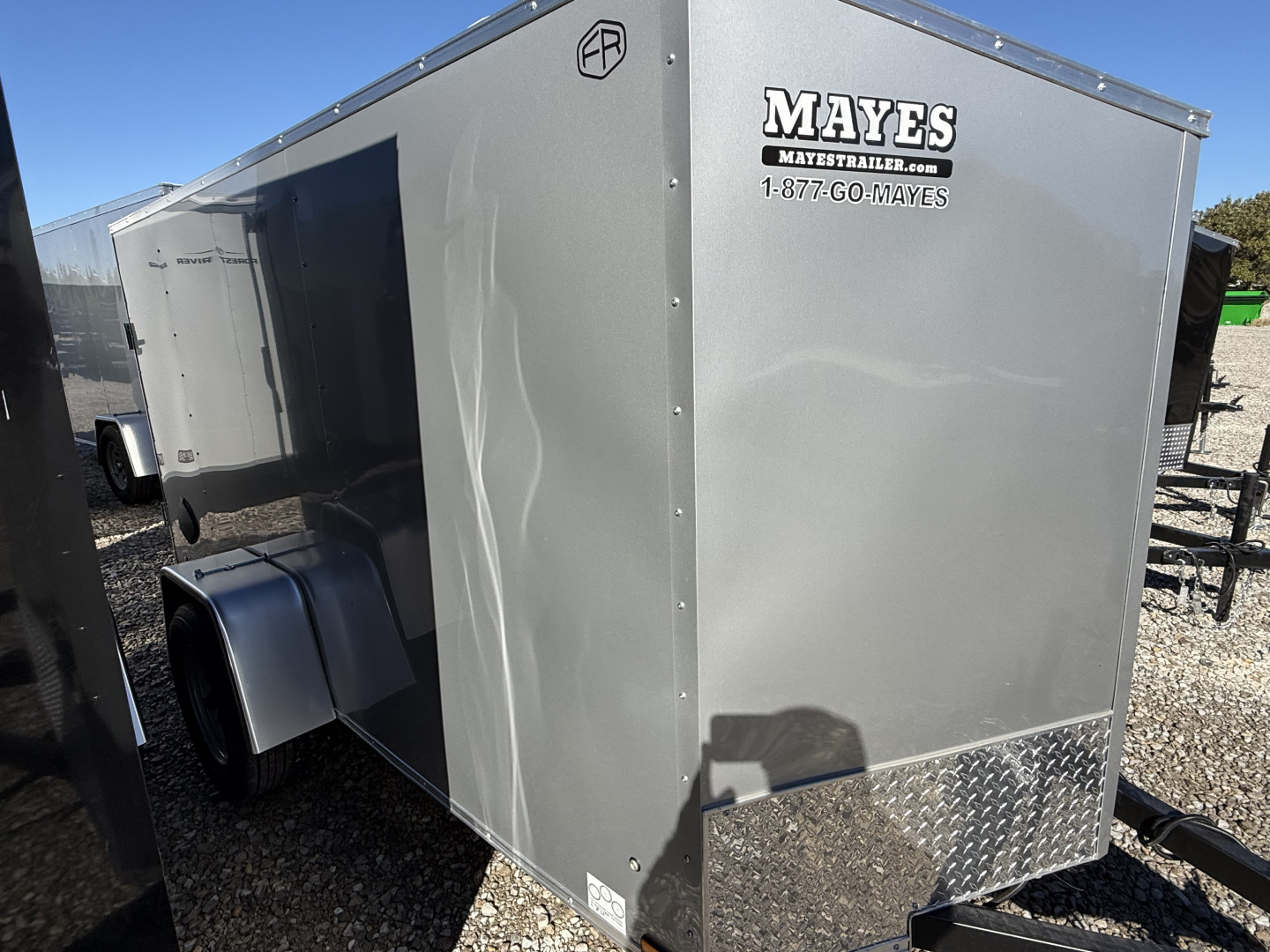 New 2026 CARGO MATE ENCLOSED EHECO510SA-24 5X10 SA RAMP DOOR (GVW:2990) SILVER FROST